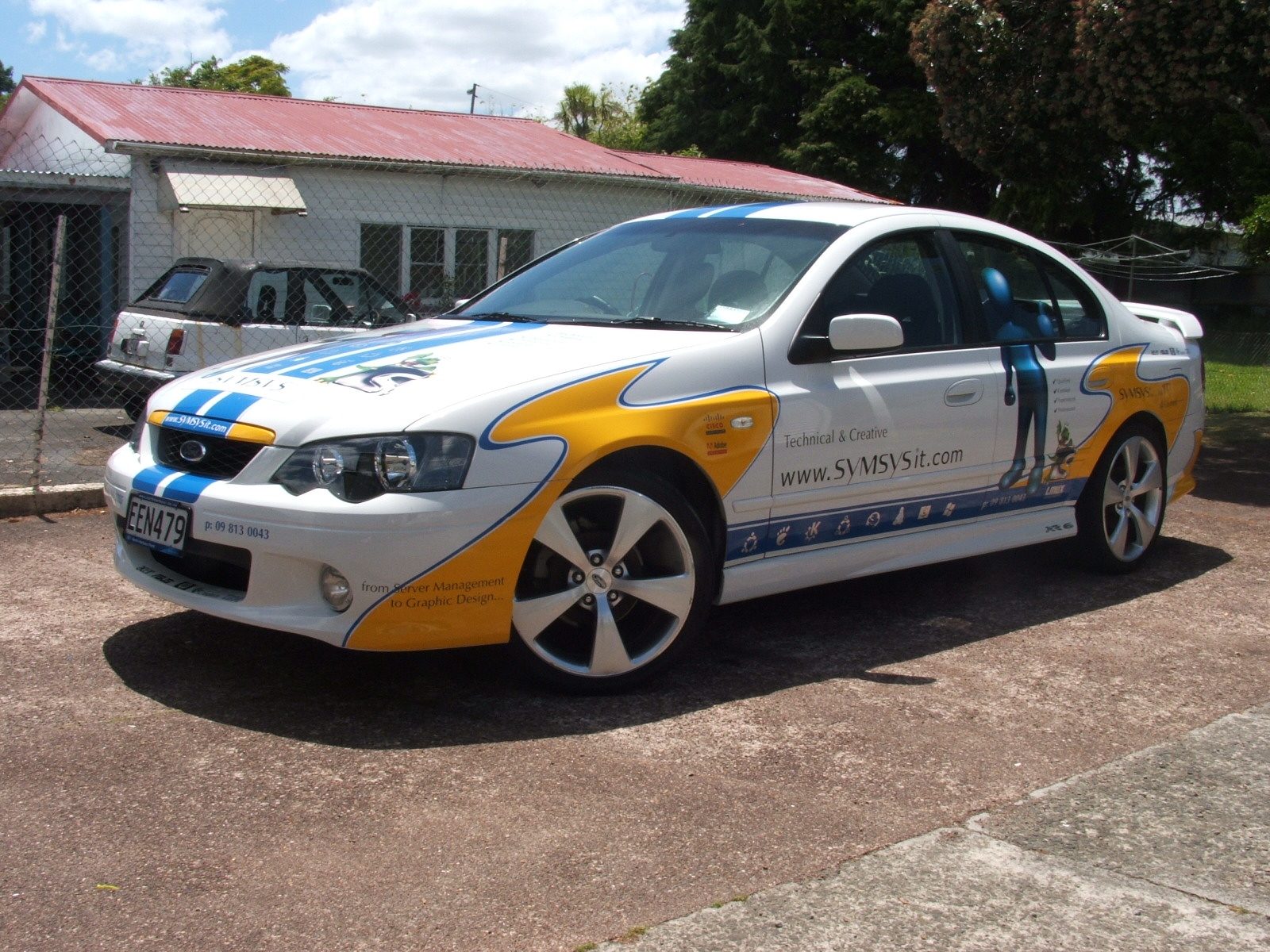 Ford-Falcon-XR6.jpg