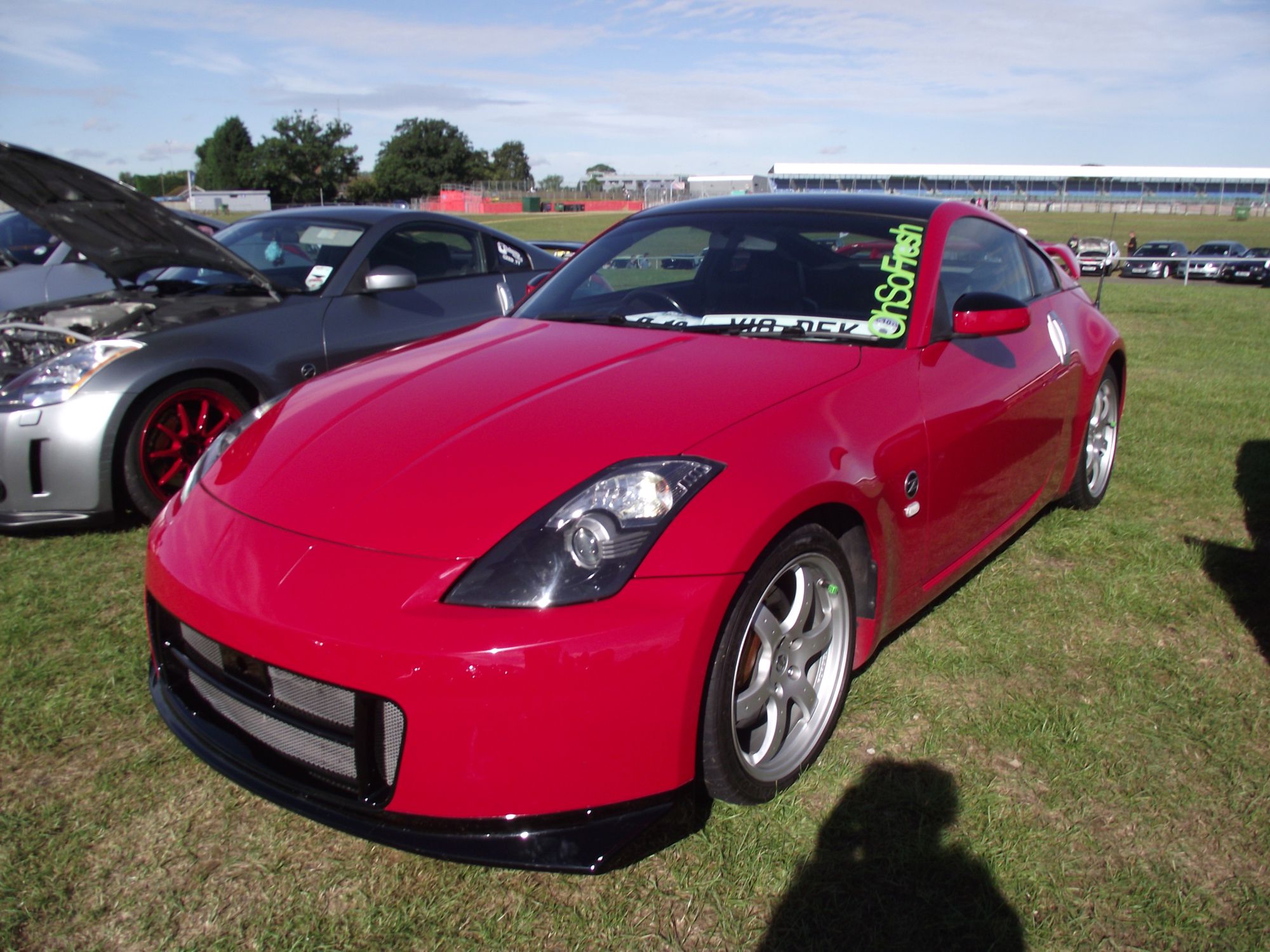 ClubStand-Deklan-350z-02.jpg