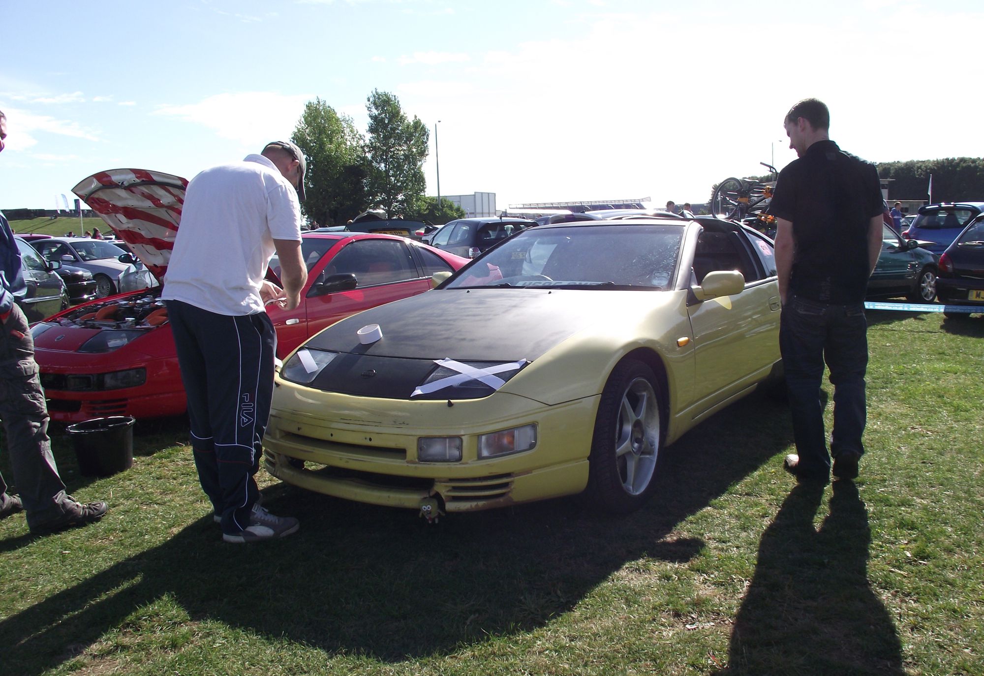 ClubStand-MelYelTrack300ZX-02.jpg