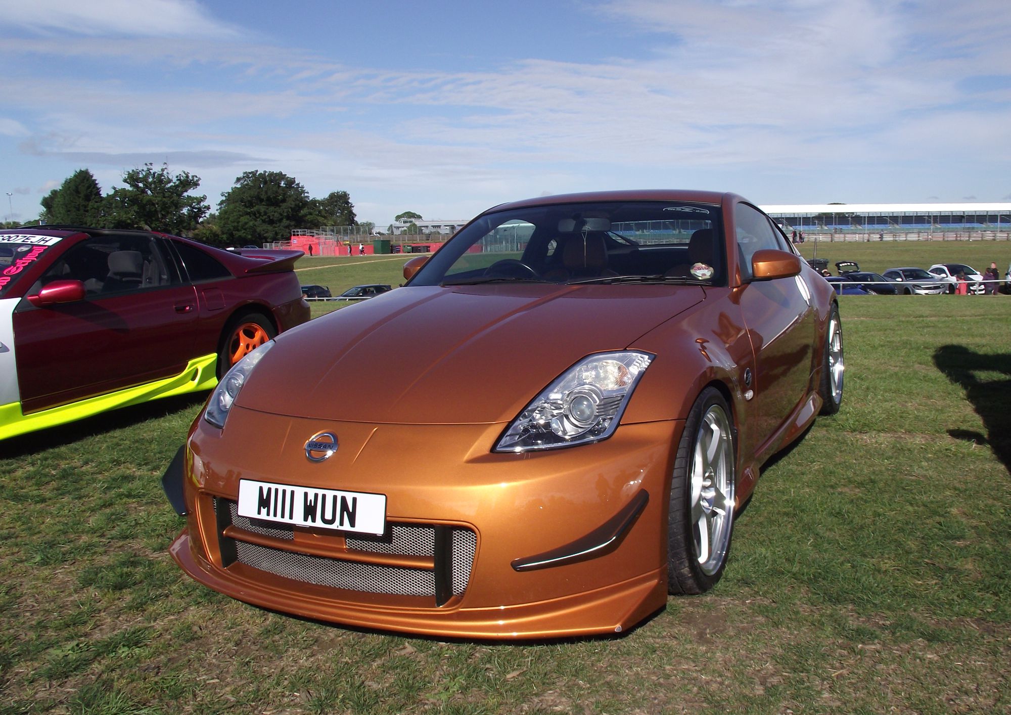 ClubStand-Mike46-350z-01.jpg