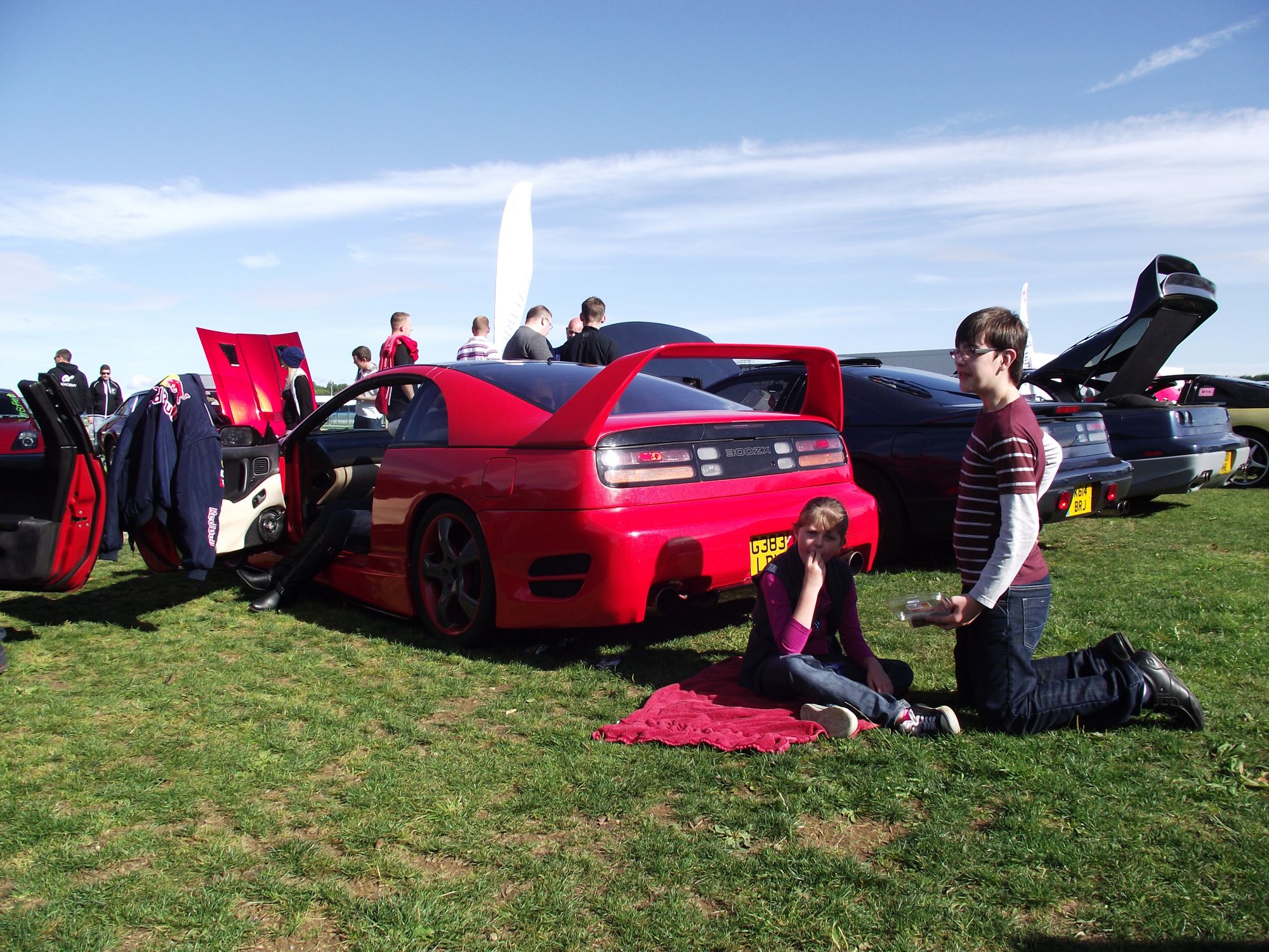 ClubStand-RichCropley300ZX-01.jpg