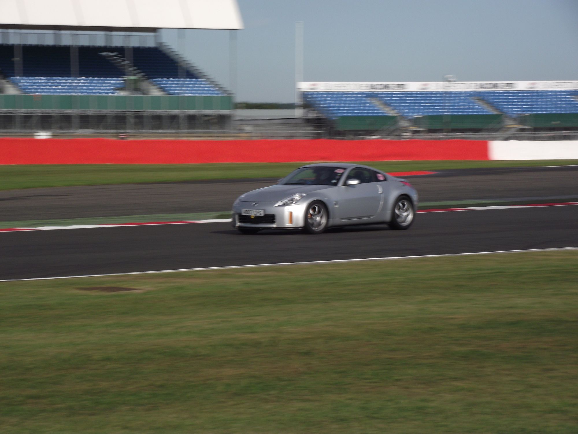 Track-AndyJames-350z-01.jpg